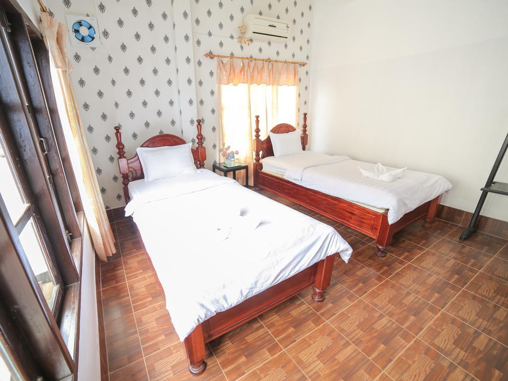 Maylay Guesthouse Vang Vieng Bagian luar foto